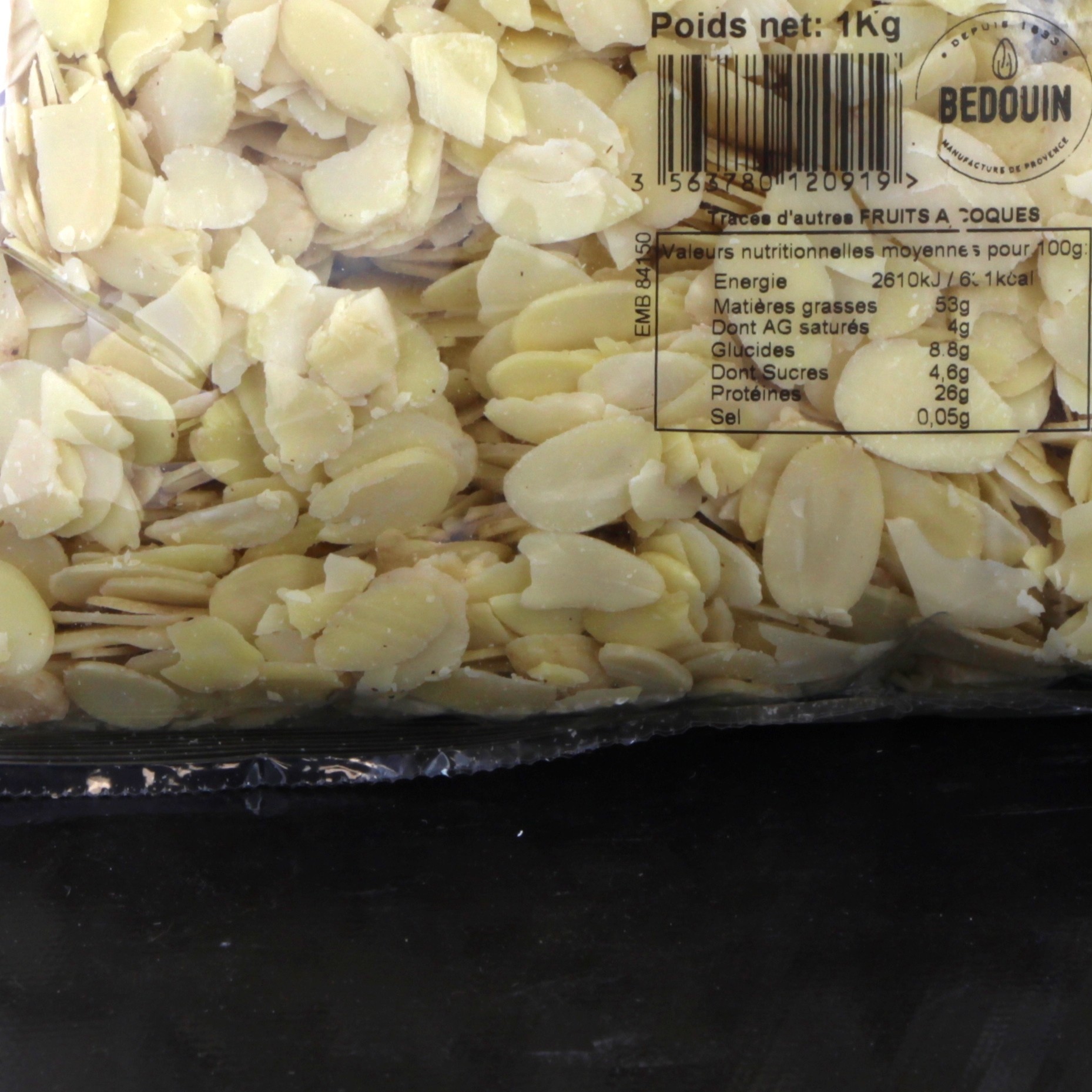 Amandes entières brutes pour pâtisserie 1 kg - Bedouin fruits secs